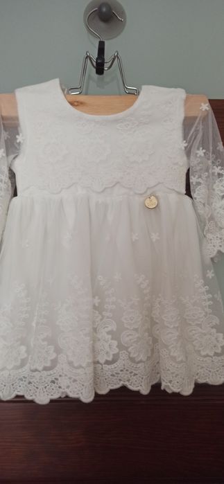 Zestaw do chrztu piękna koronkowa sukienka 62 opaska skarpetki