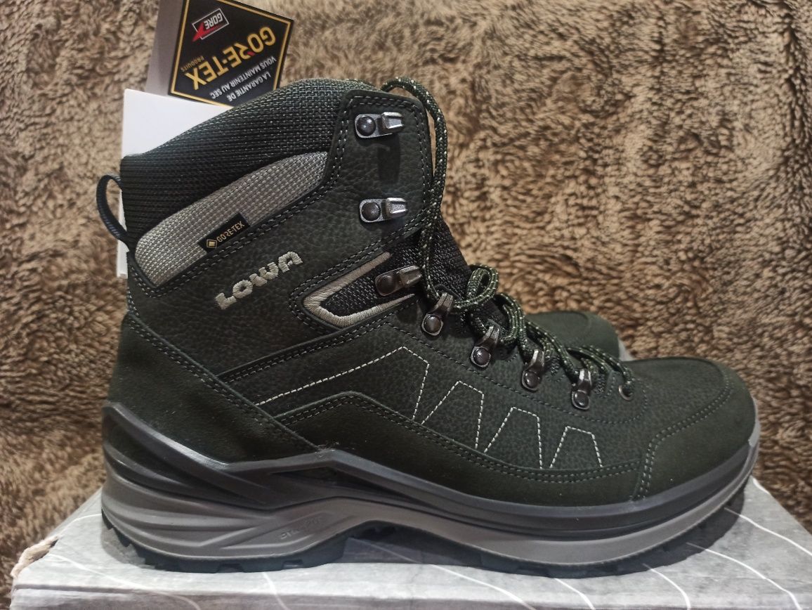 Тренінгові кросівки  Lowa Toro Pro GORE-TEX Mid Walking Boots