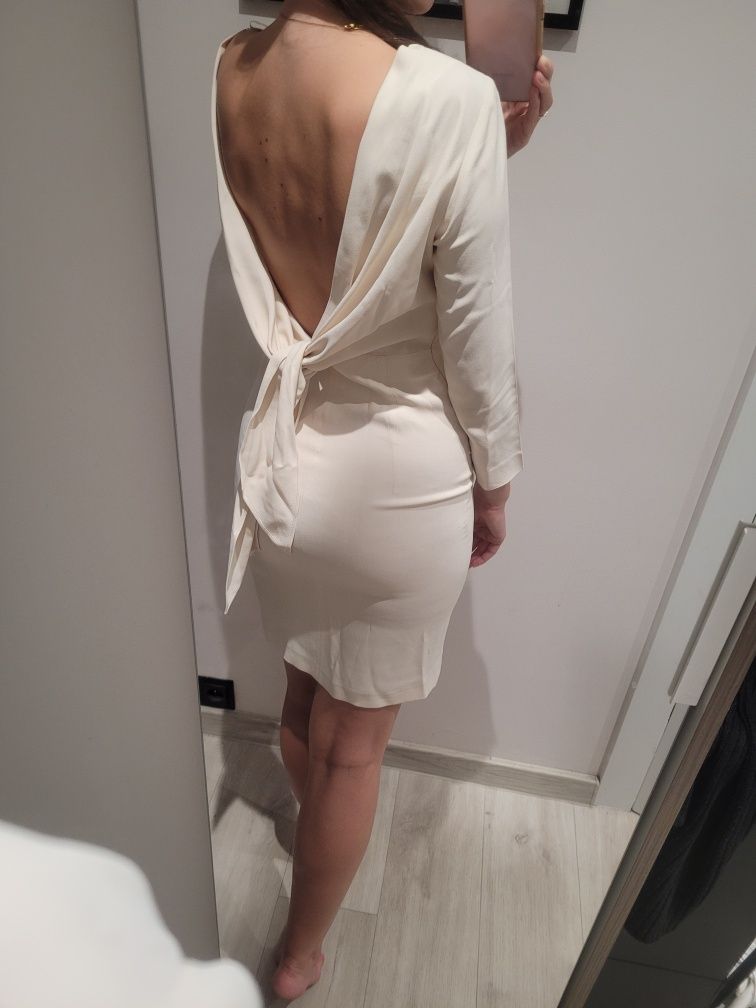 Kremowa sukienka massimo dutti s odkryte plecy