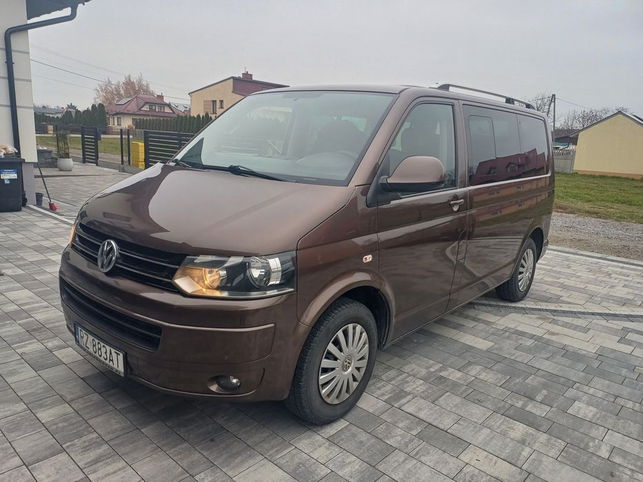 VW Caravale 2.0 140KM Manual 8 osobowy