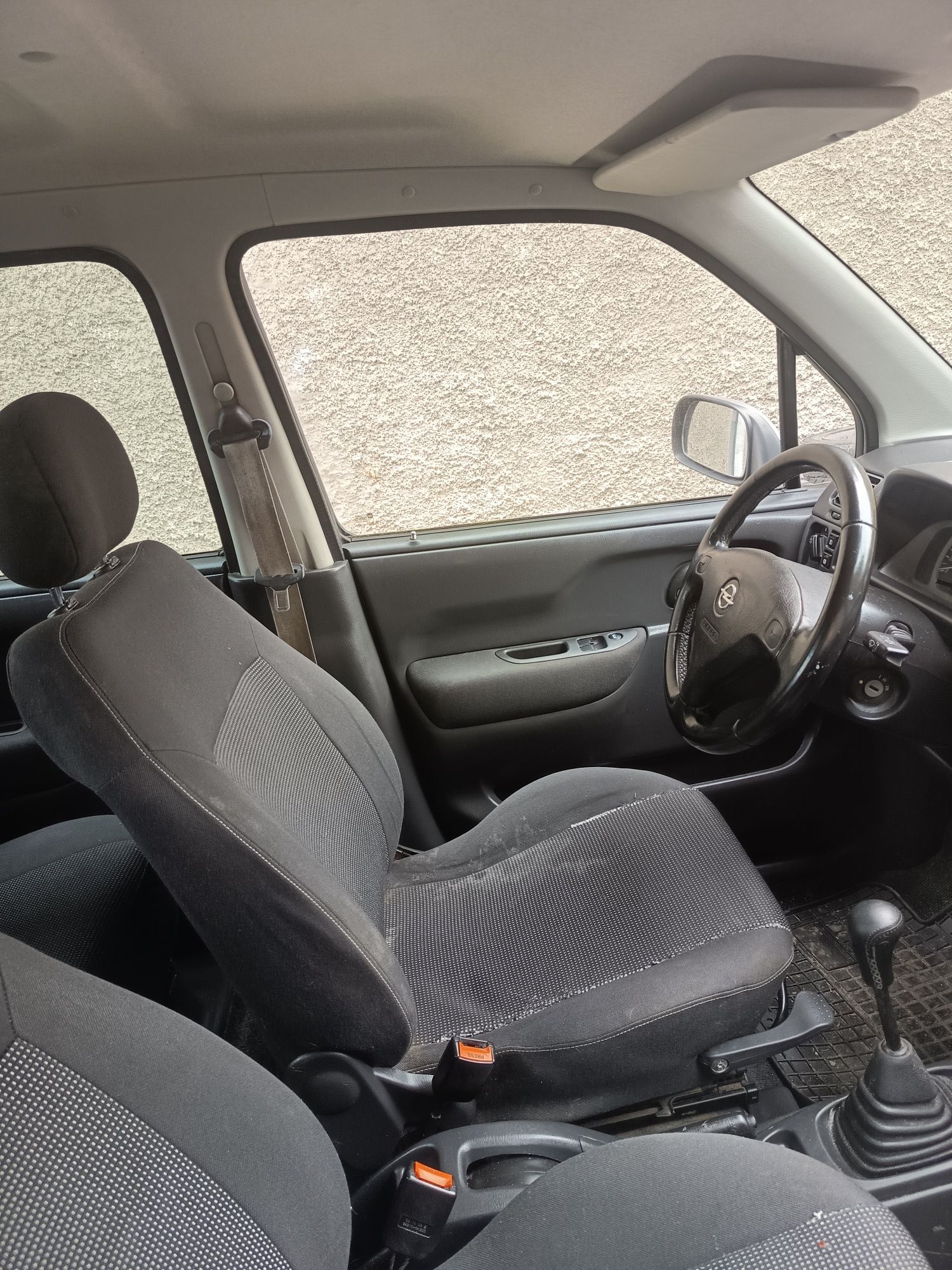 Auto osobowe Opel Agila