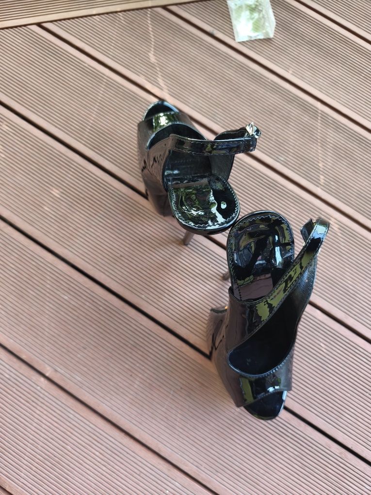 Buty do pool dance 24 cm