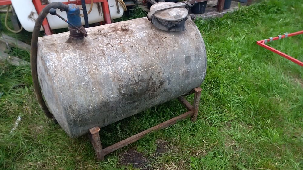 Zbiornik na paliwo olej diesel z pompą