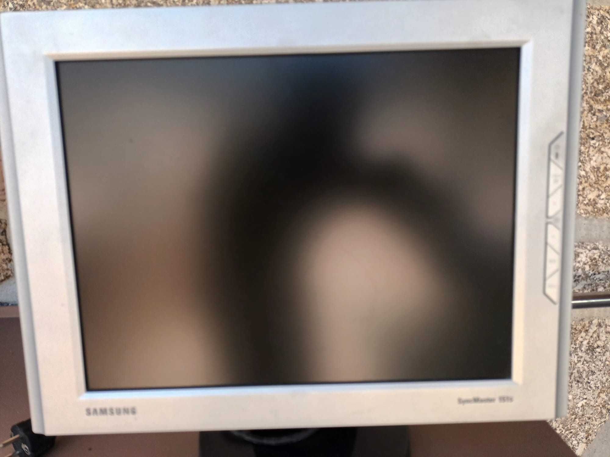 Monitor Samsung sync master 151s