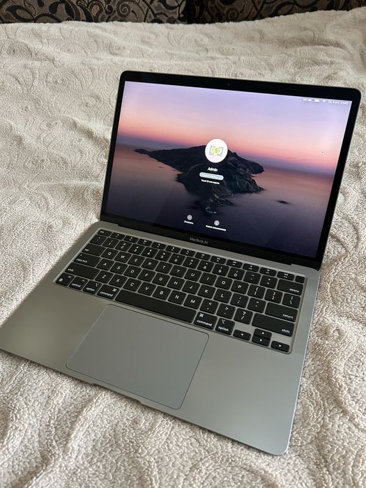 Macbook Air M1 (20/21) 8 GB 256 SSD