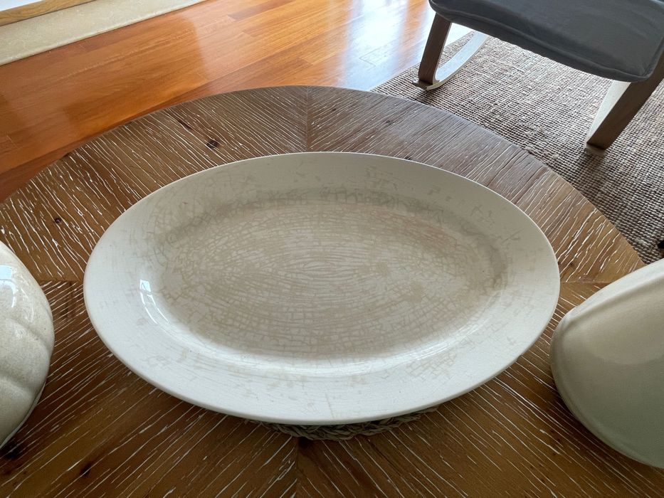 Jarras e travessa muito antigas da fábrica Lufapo