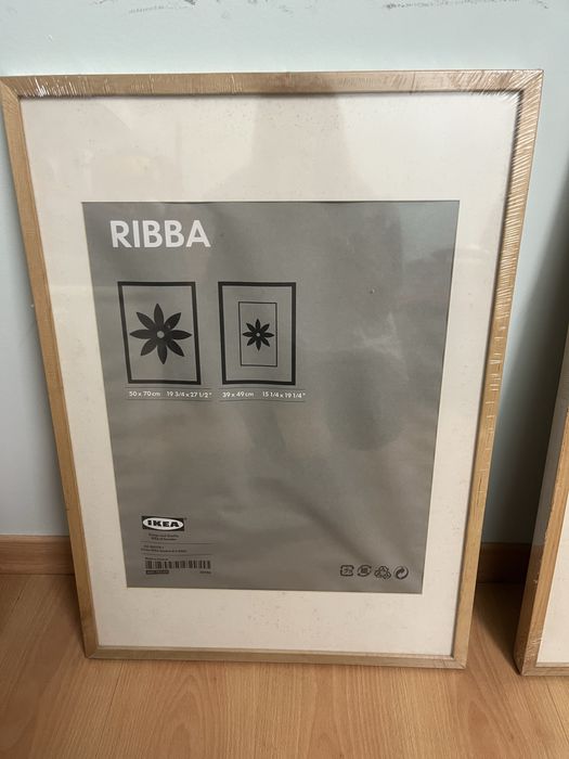 2 molduras ikea novad