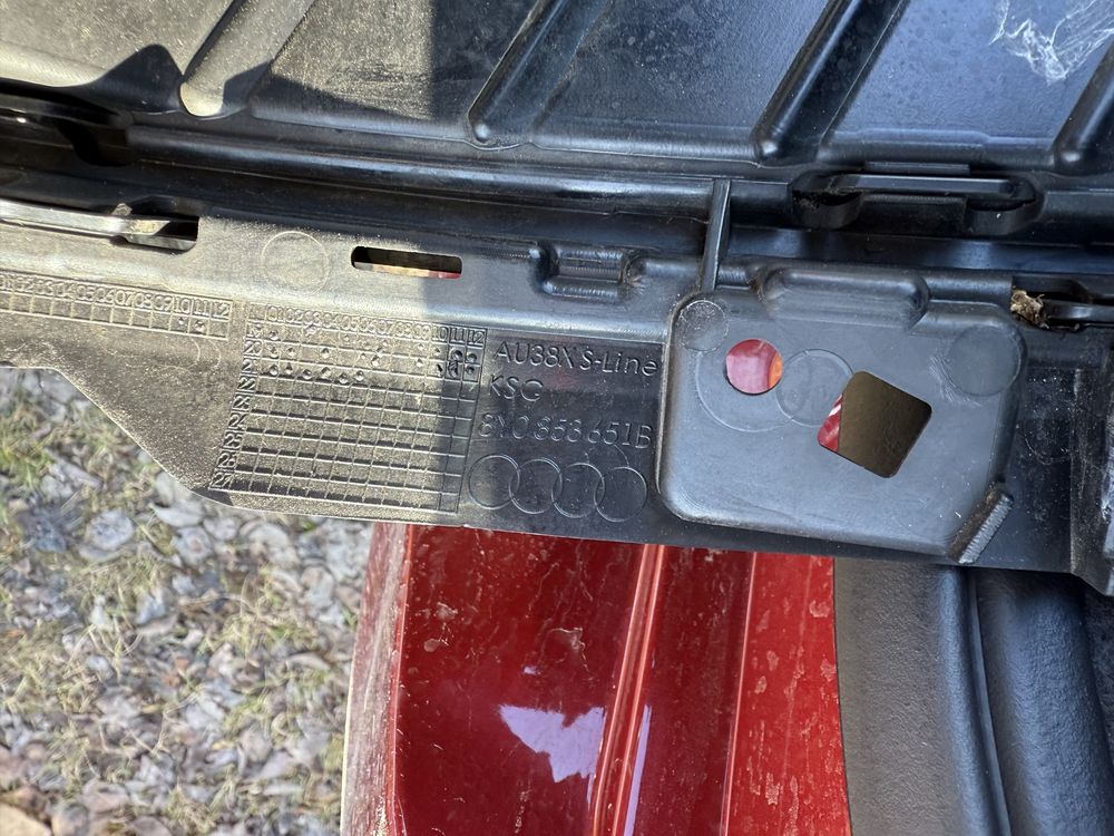 Audi A3 8Y sedan S line atrapa przod grill kompletny