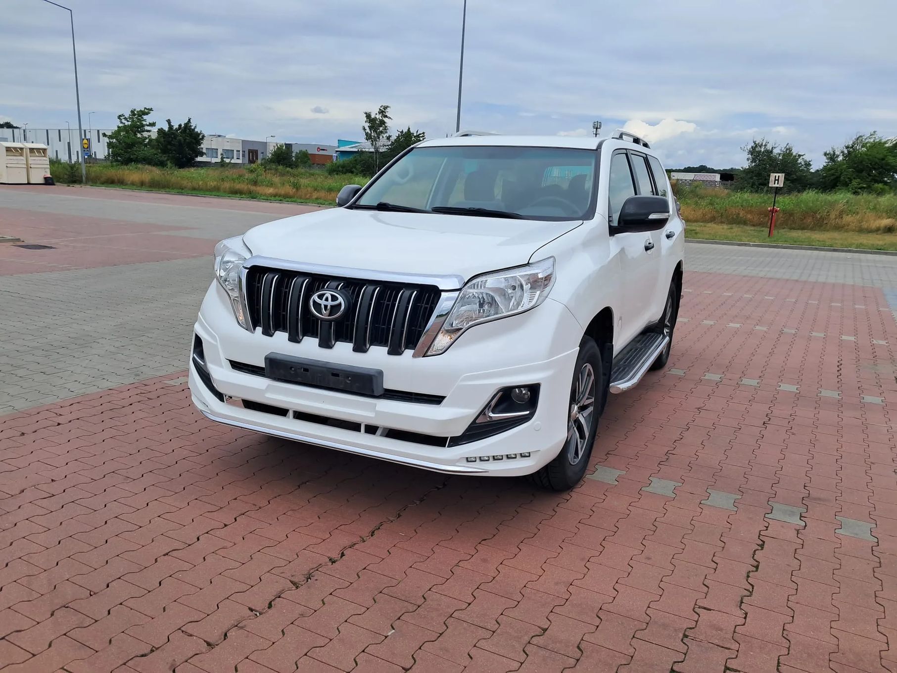 Toyota Land Cruiser Toyota Land Cruiser 150