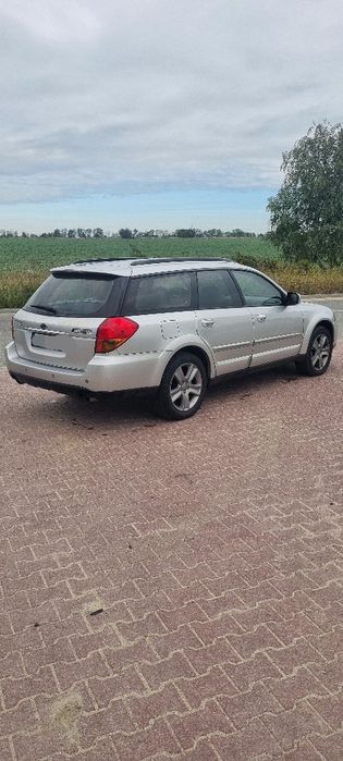 Subaru outback 3.0 h6 245kM legacy impreza 4x4 wrx