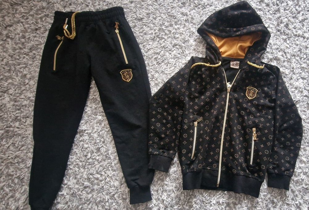 Sprzedam ciuszki 128-134 LV,Nike,Zara itp