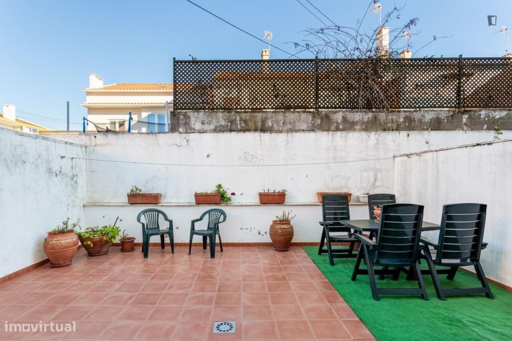 Apartamento com 2 quartos - localizado em Torres vedras