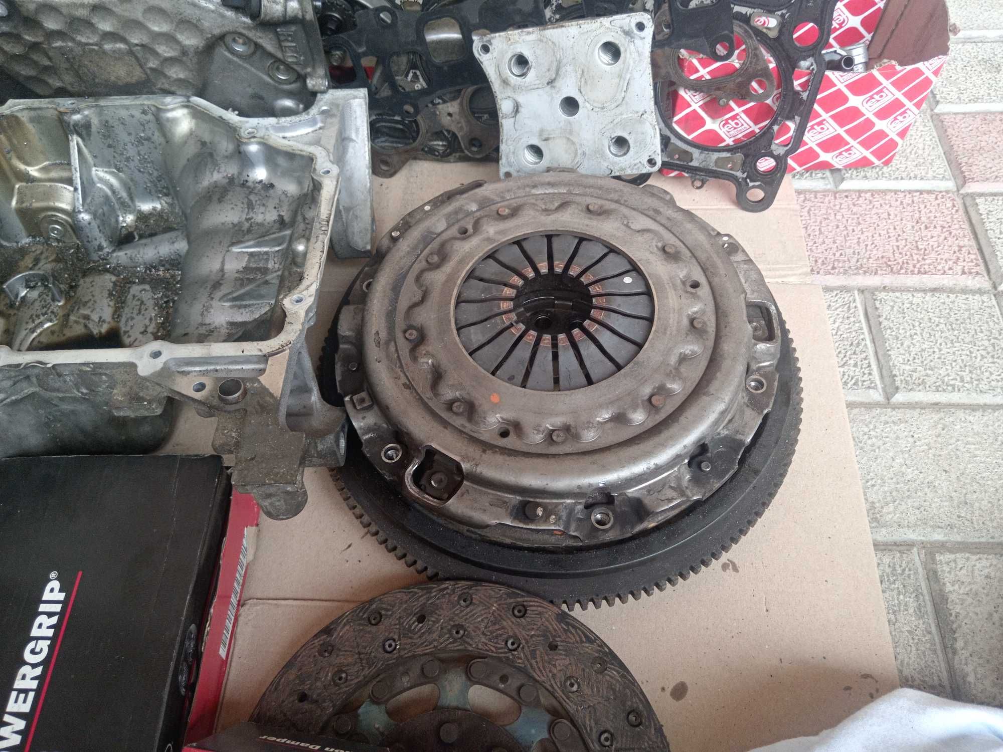 Двигун HONDA CRV 3 N22B3 на запчастини