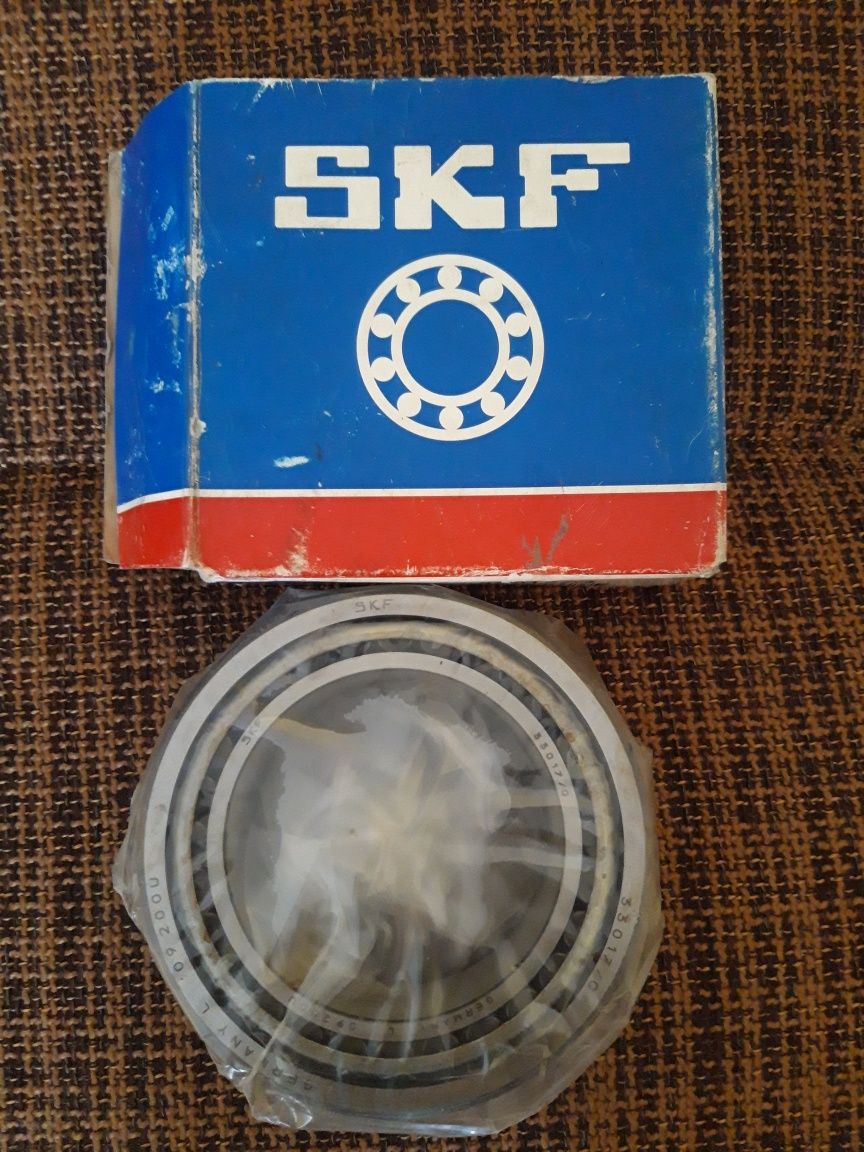 Łożysko SKF 33017/Q (85/130/36)