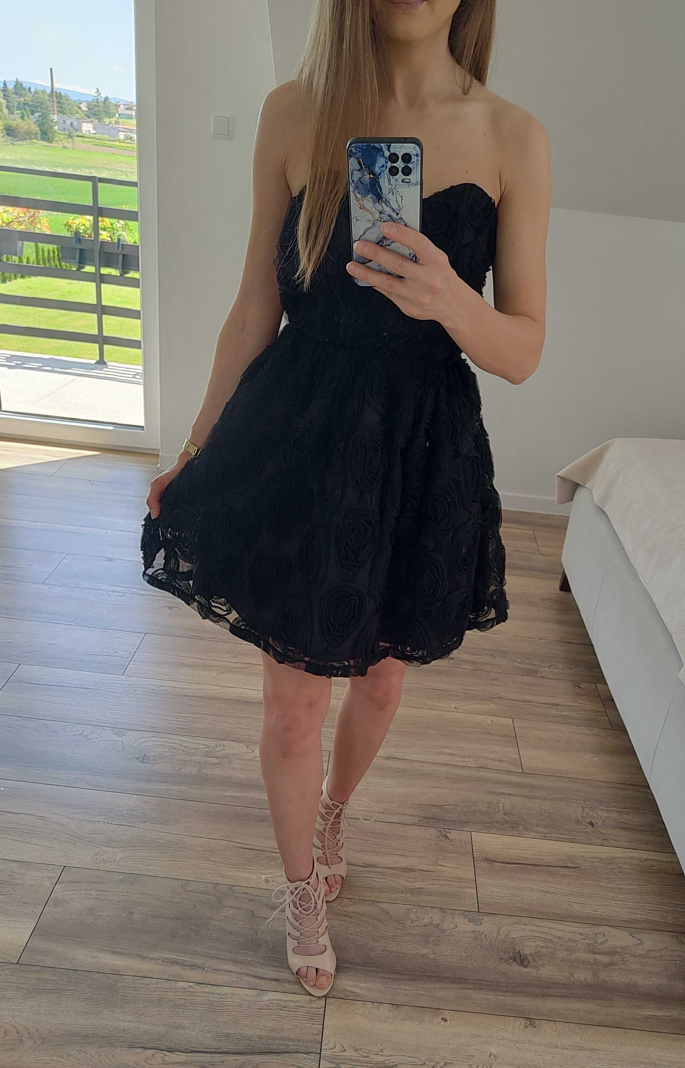 Sukienka gorsetowa Atmosphere Czarne róże Rose Black dress Wesele