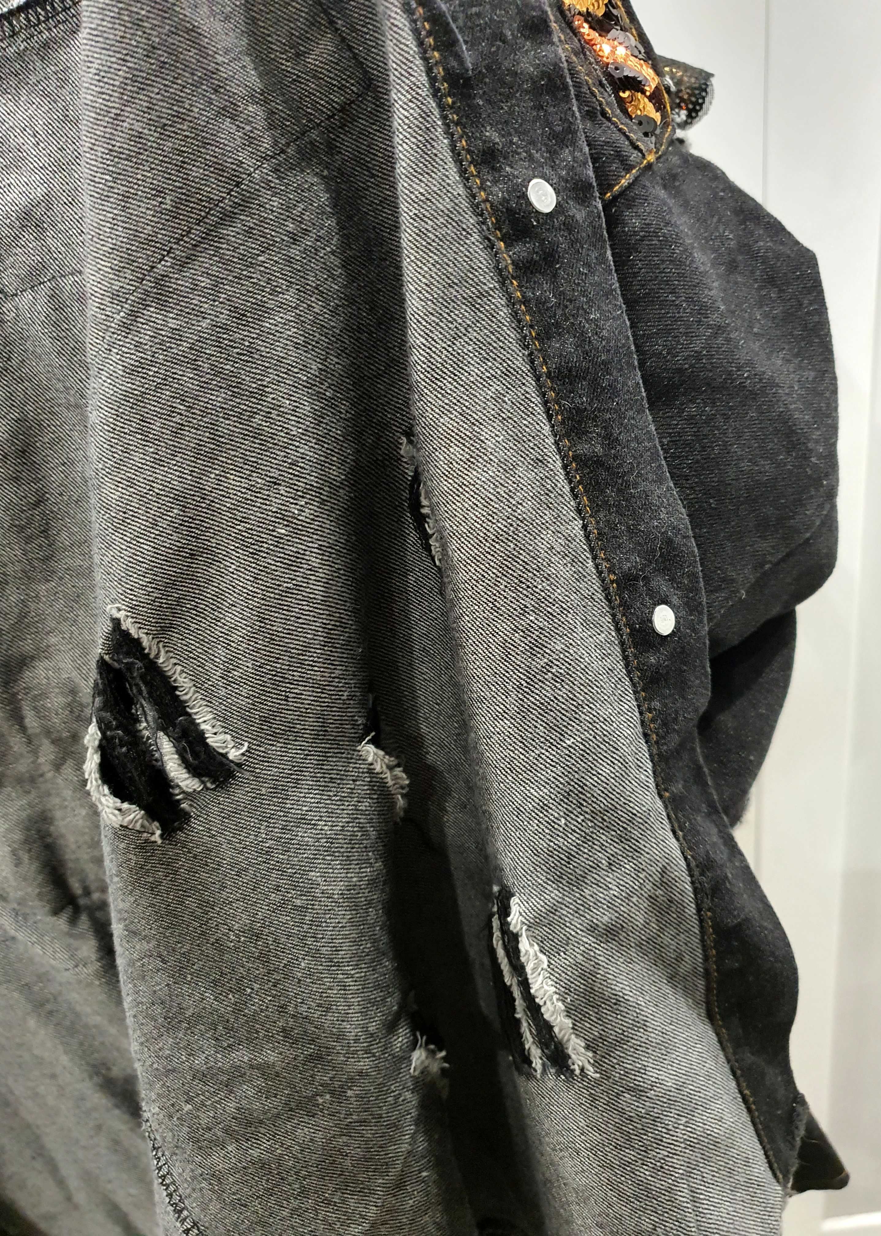 Kurtka katana jeans cekiny przetarcia logo Moschino