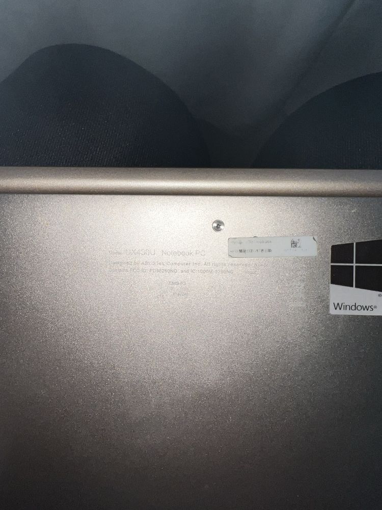 Ноутбук Asus UX430U