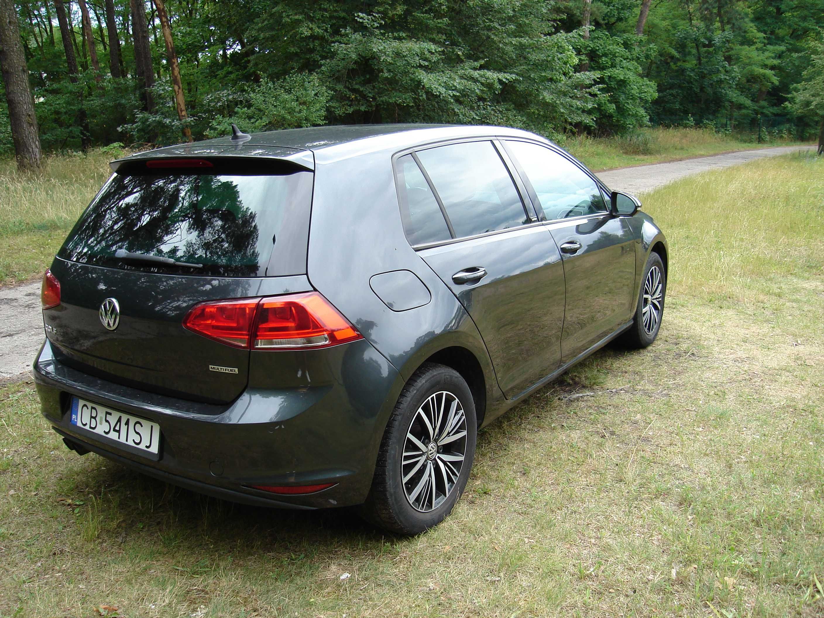 VW Golf 2016r 1.4b allstar keyles,xenon,kamera,nawi,radar 134 tys.km
