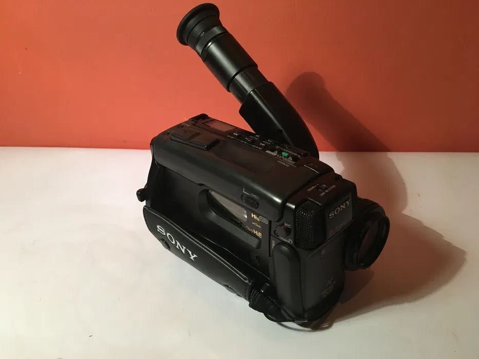 SONY video camera S8-AF precision CCD-TR 705E e acessórios - 1983