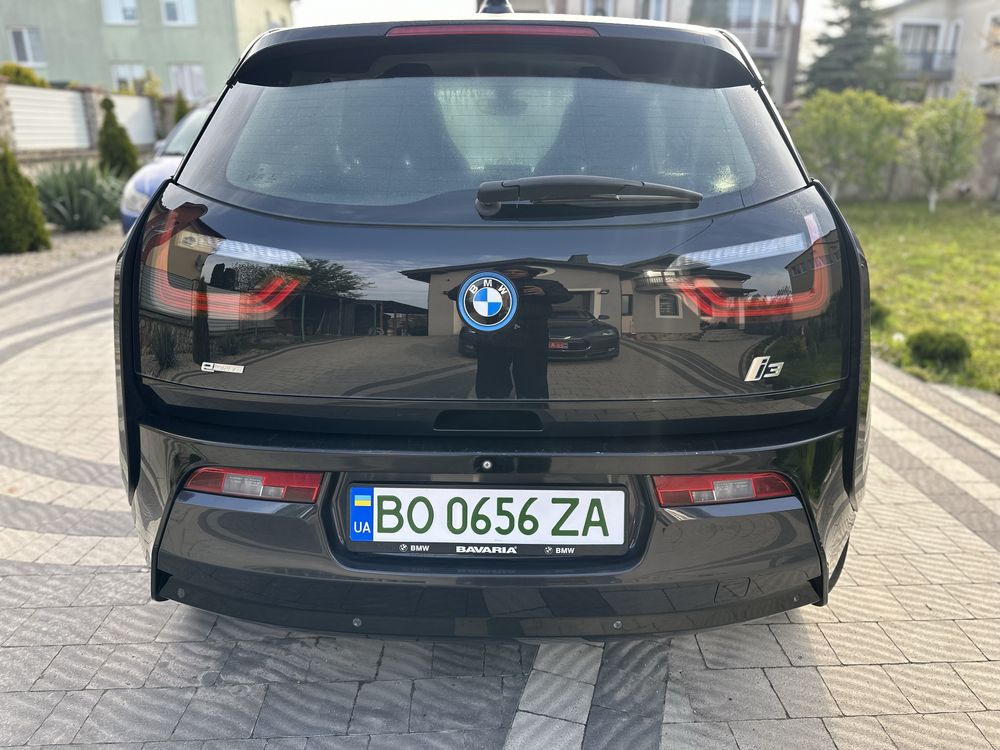 Продаю BMW I3 2014