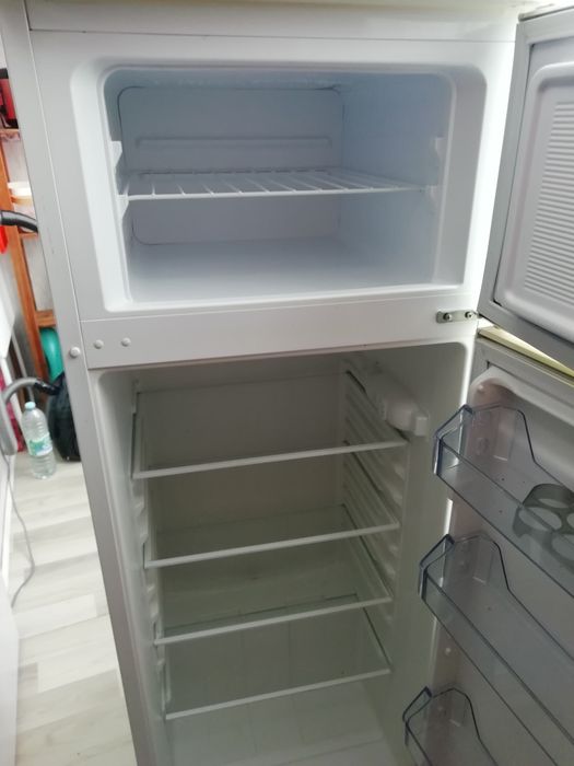 Vende-se frigorífico