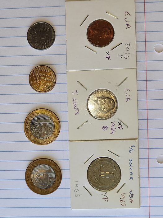 Lote de moedas de vários países - são 51 moedas