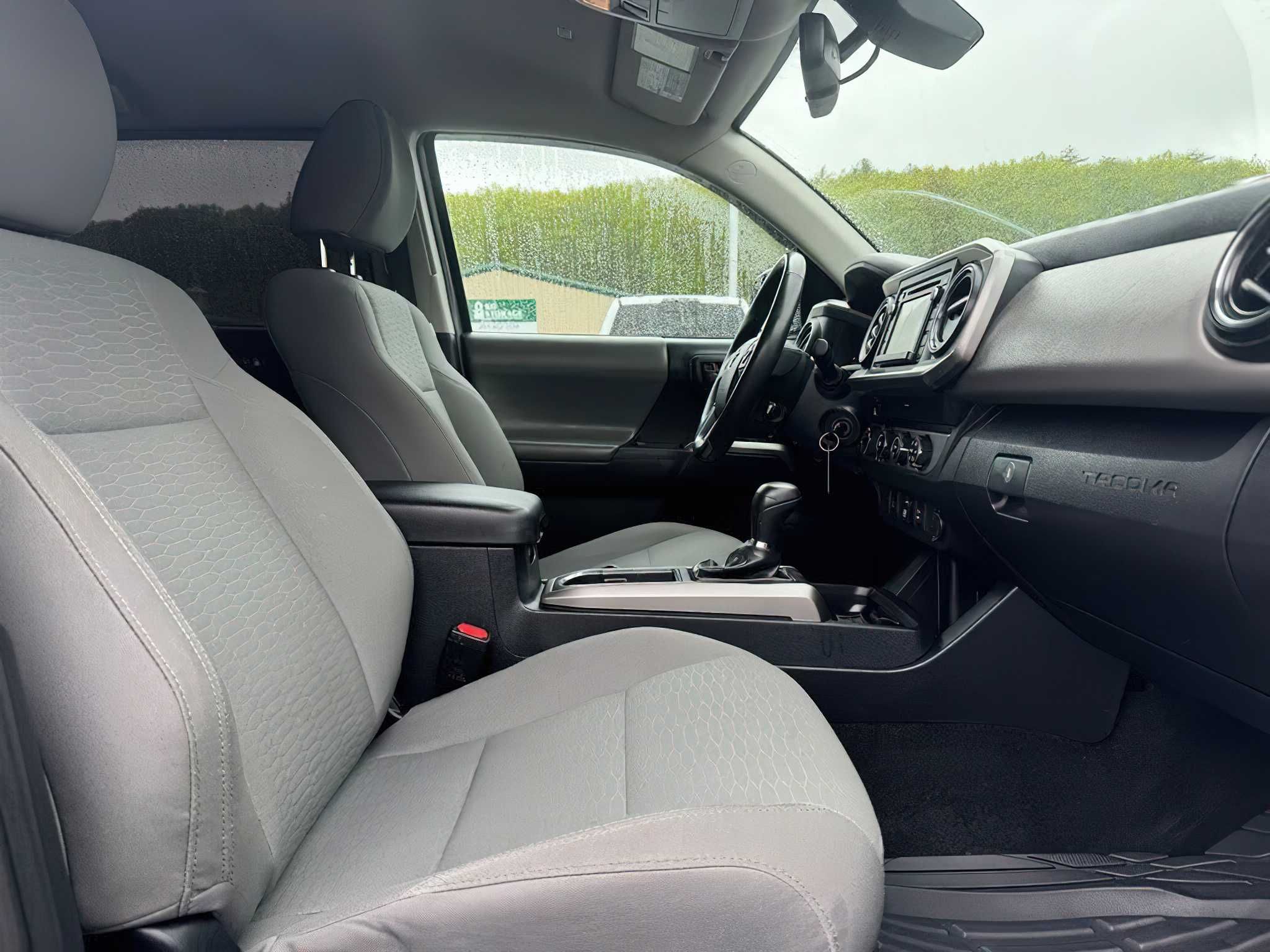 2019 Toyota Tacoma SR5 V6 Double Cab LB 4WD