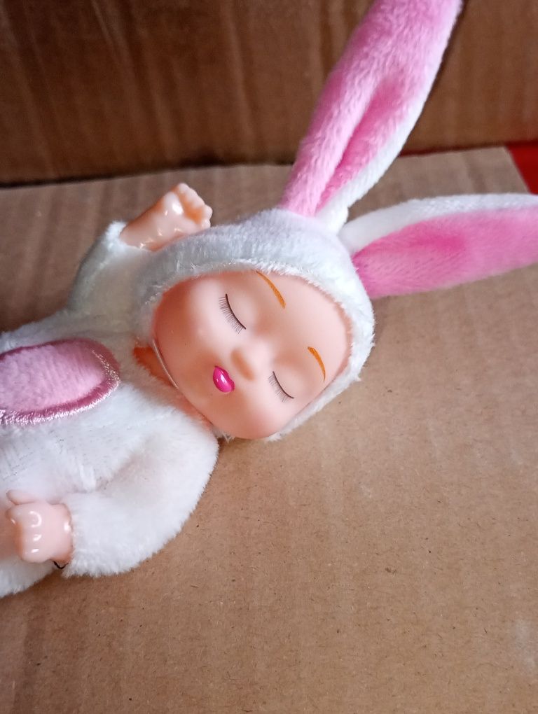 Króliczek pluszak lala