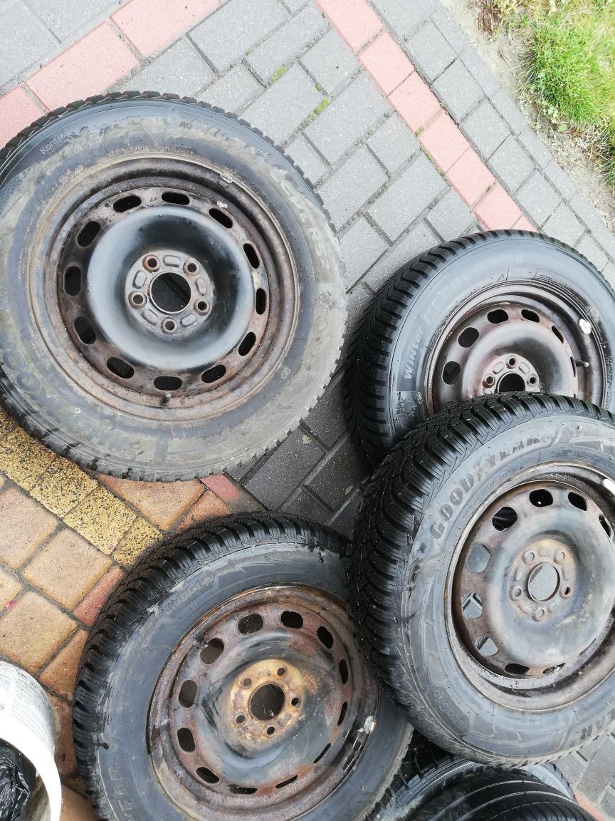 Koła zimowe opony felgi 15 cali 5x108 Ford Focus mk2 i C-max komplet