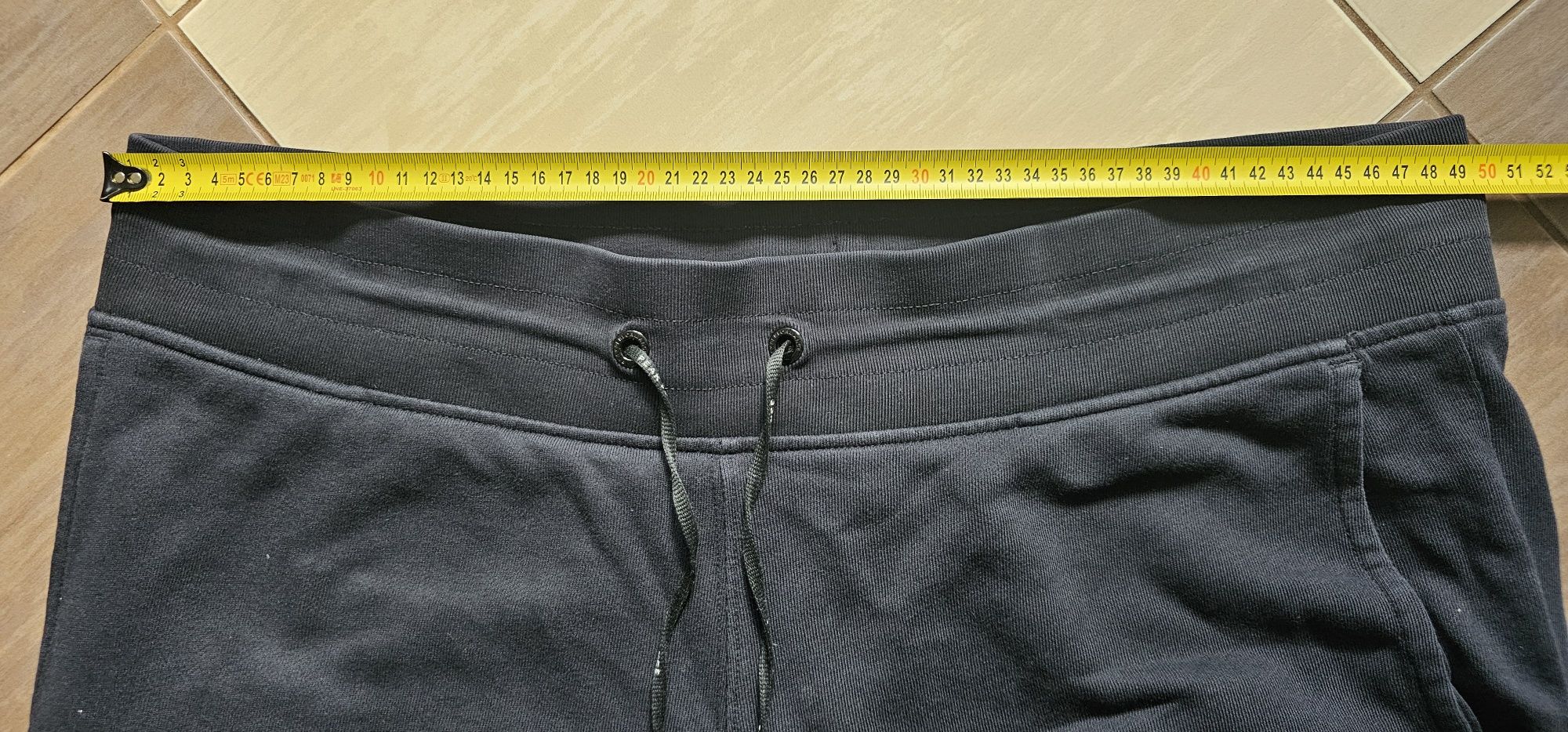 Peak Performance spodnie męskie dresowe rozmiar L wymiary na zdjęciach