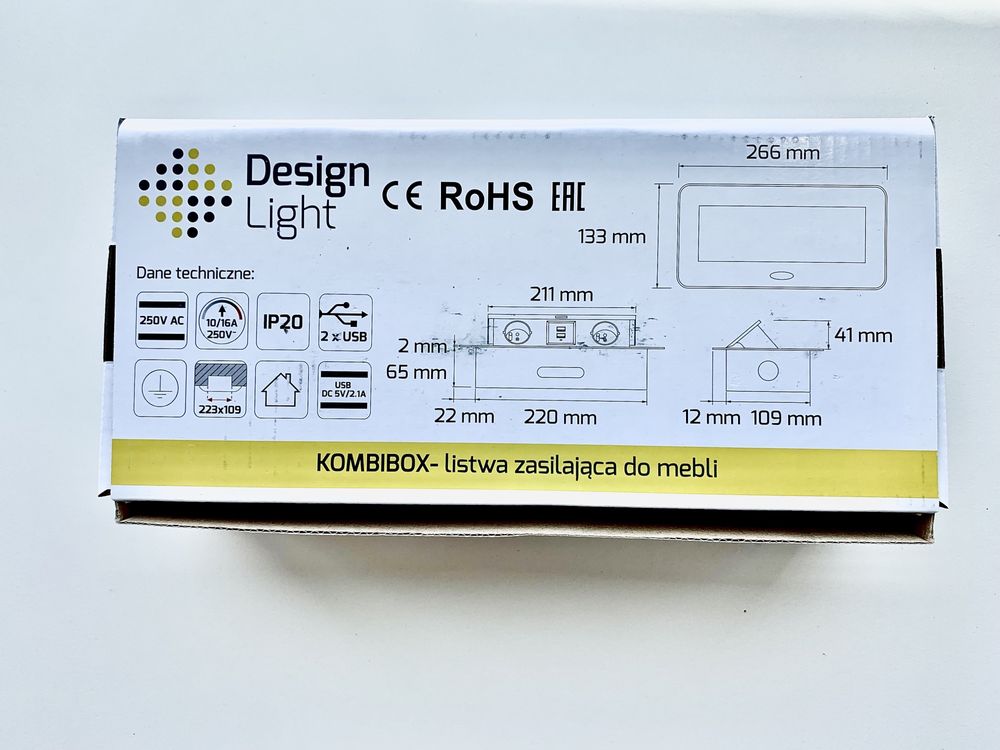 Розетка потойная в стол с USB