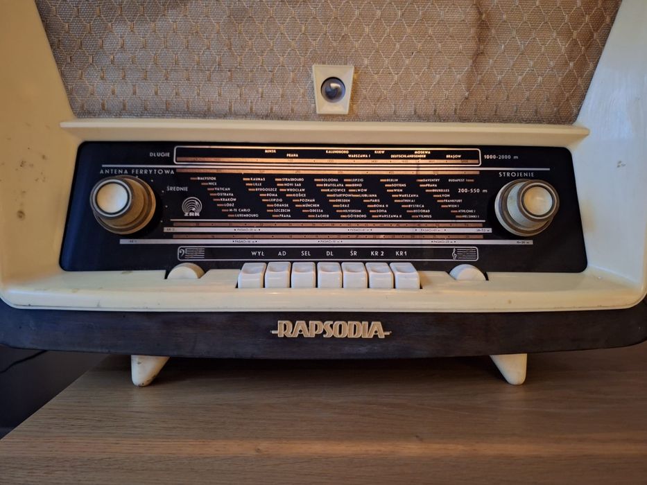 Radio lampowe Rapsodia , Tatry 3281  ZRK