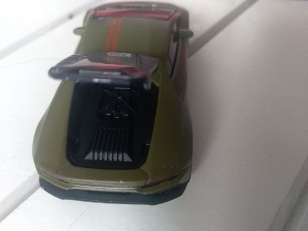 Majorette Lamborghini Huracan LP 610-4 1:64