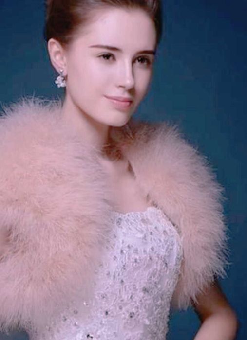 Нежная розовая накидка из лебяжьего пуха,  Promod (Франция).