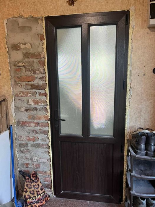 Продаємо Вікна та двері металопластикові Новоукраїнка