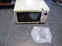 Kuchenka mikrofalowa mikrofalówka 23L retro Klarstein Fine Dinesty