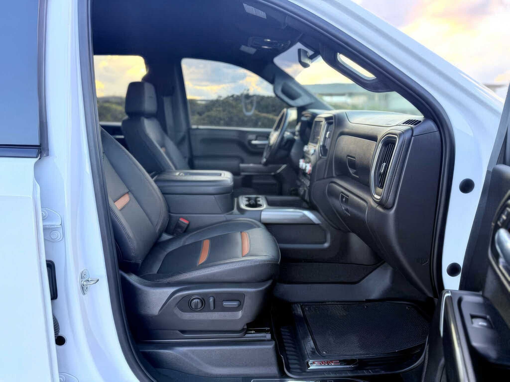 2021 GMC Sierra 1500 AT4 Crew Cab