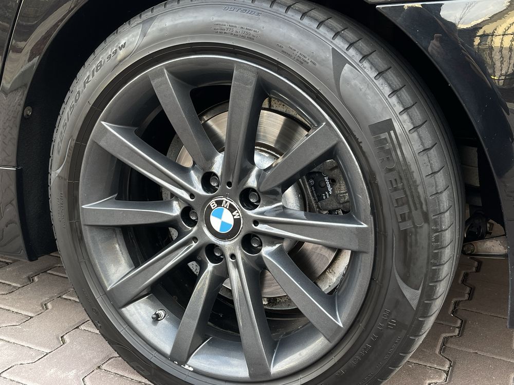 Продаж BMW 5  3.0 2014 року