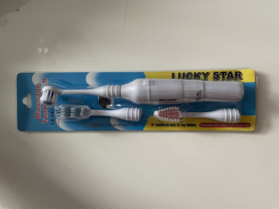 Elektryczna szczoteczka do masażu z 3 nasadkami DO ZĘBÓW