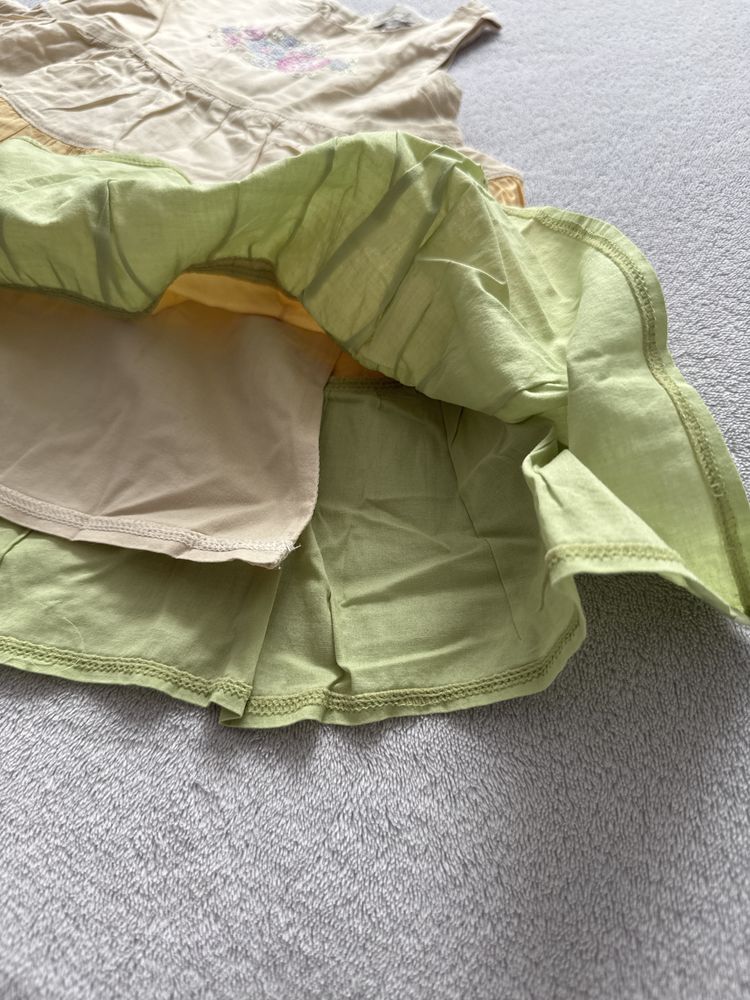 Śliczna sukienka 100 % bawełny r. 92  2 latka