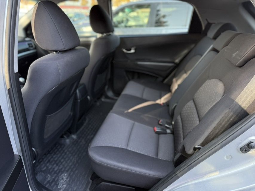 Продам SsangYong Korando 2.0i MT  2013