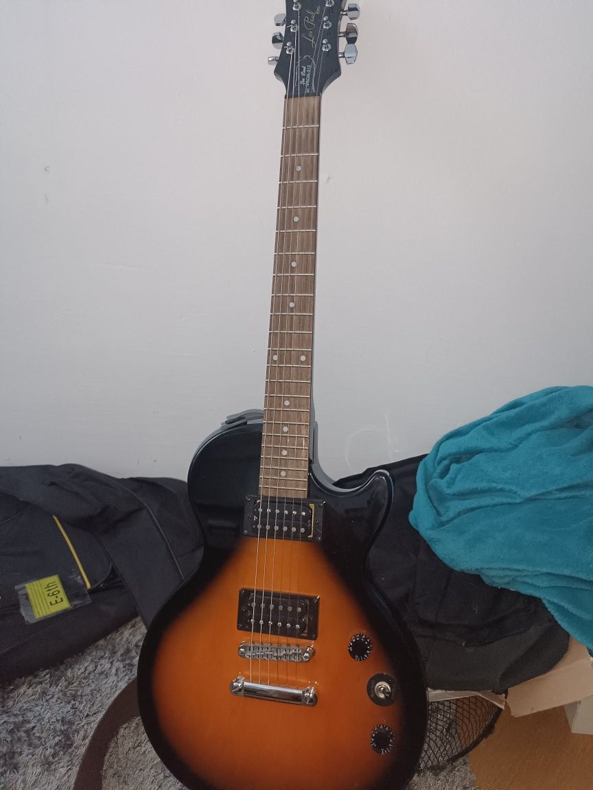 Gitara epiphone.