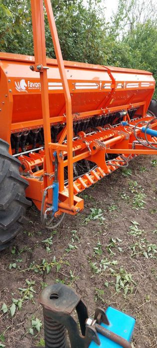 Продам зернову сівалку сзф-4000v варіаторна,фаворіт