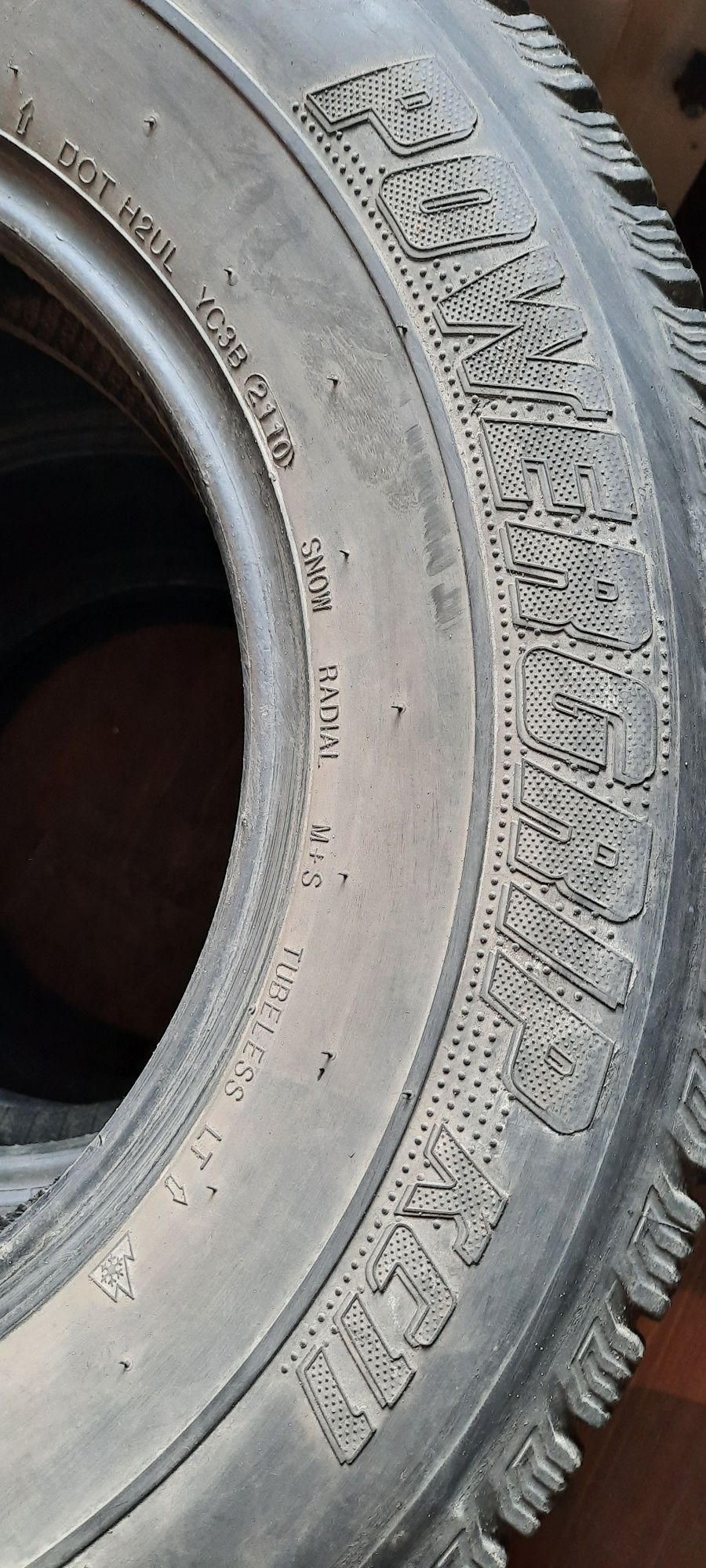 Opona pojedyncza zimowa KUMHO 225/70R15C