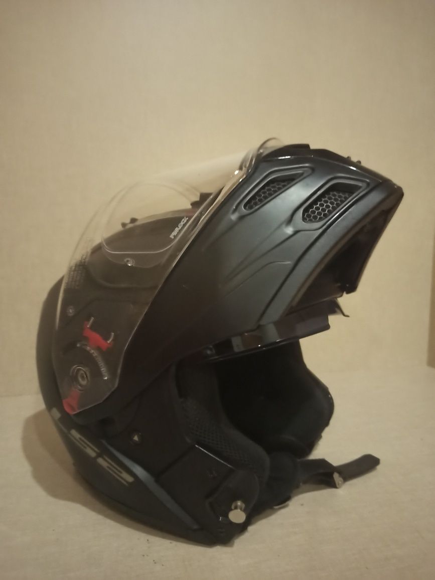 4 Capacete usados por 150€ (desocupar)