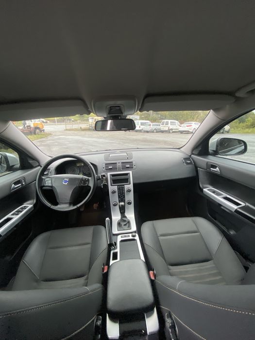 Продам Volvo v50 1.6