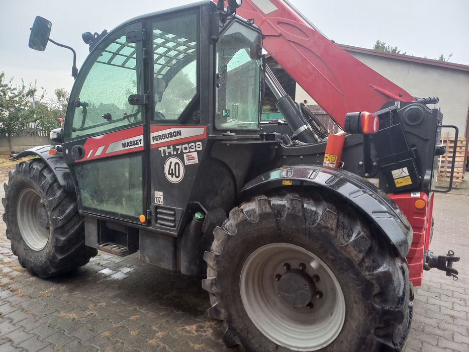 Ładowarka massey ferguson TH.7038 teleskopowa