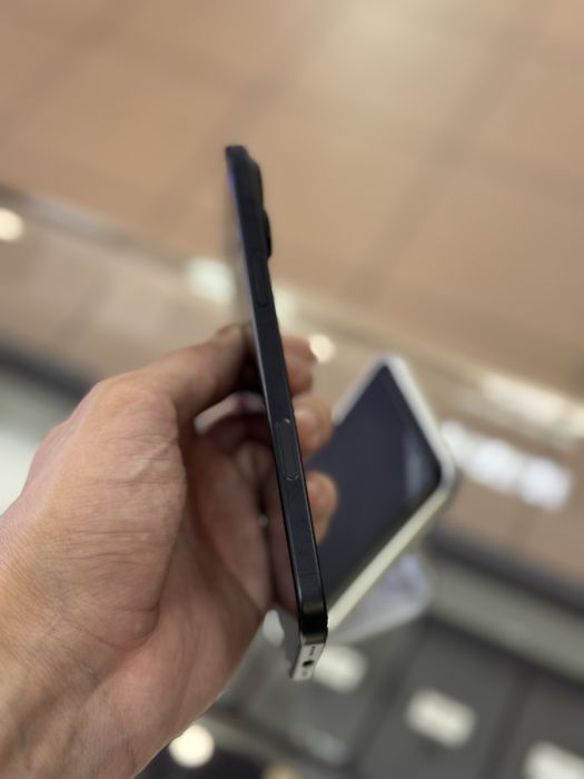 iPhone 16 Plus 128Gb Black Neverlock / акб 100% / опис