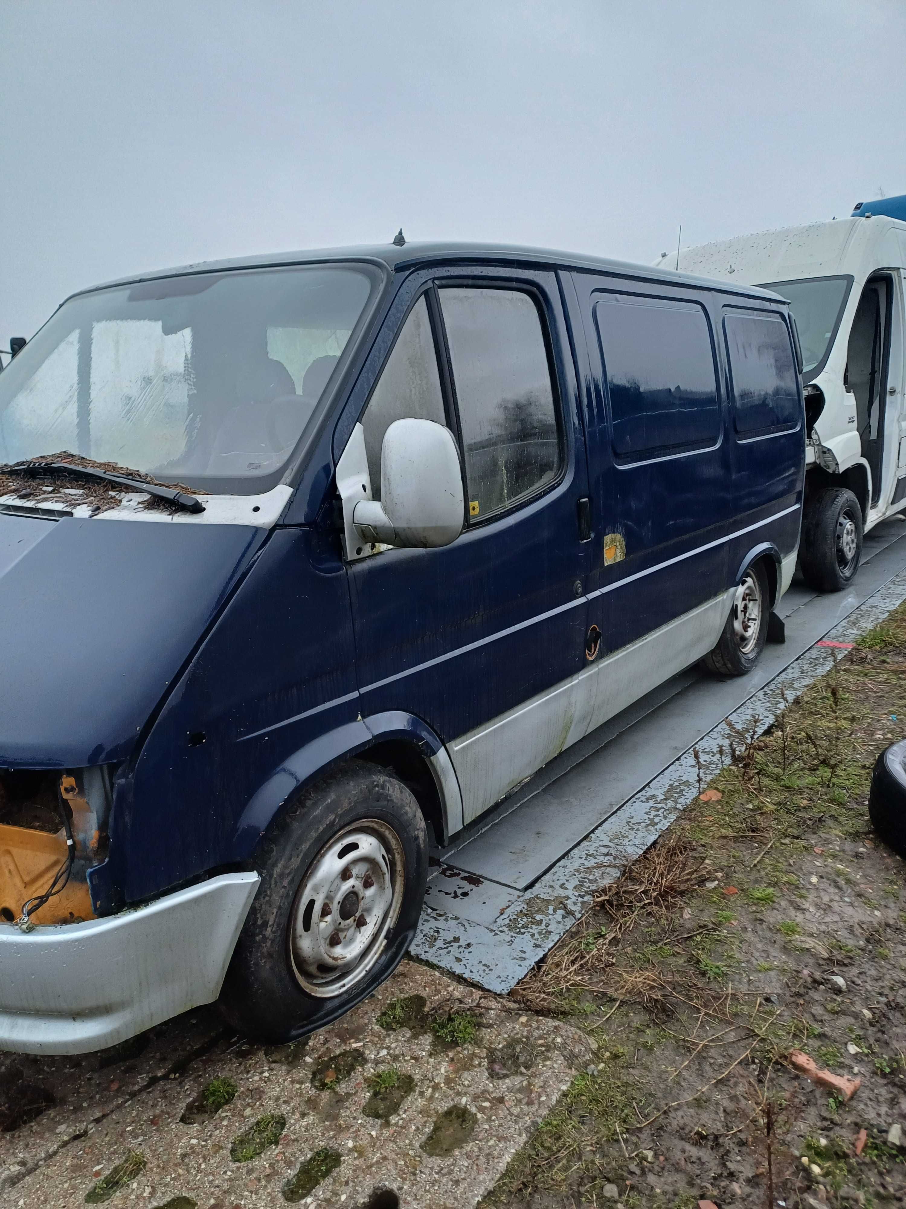 ford transit 2.5d