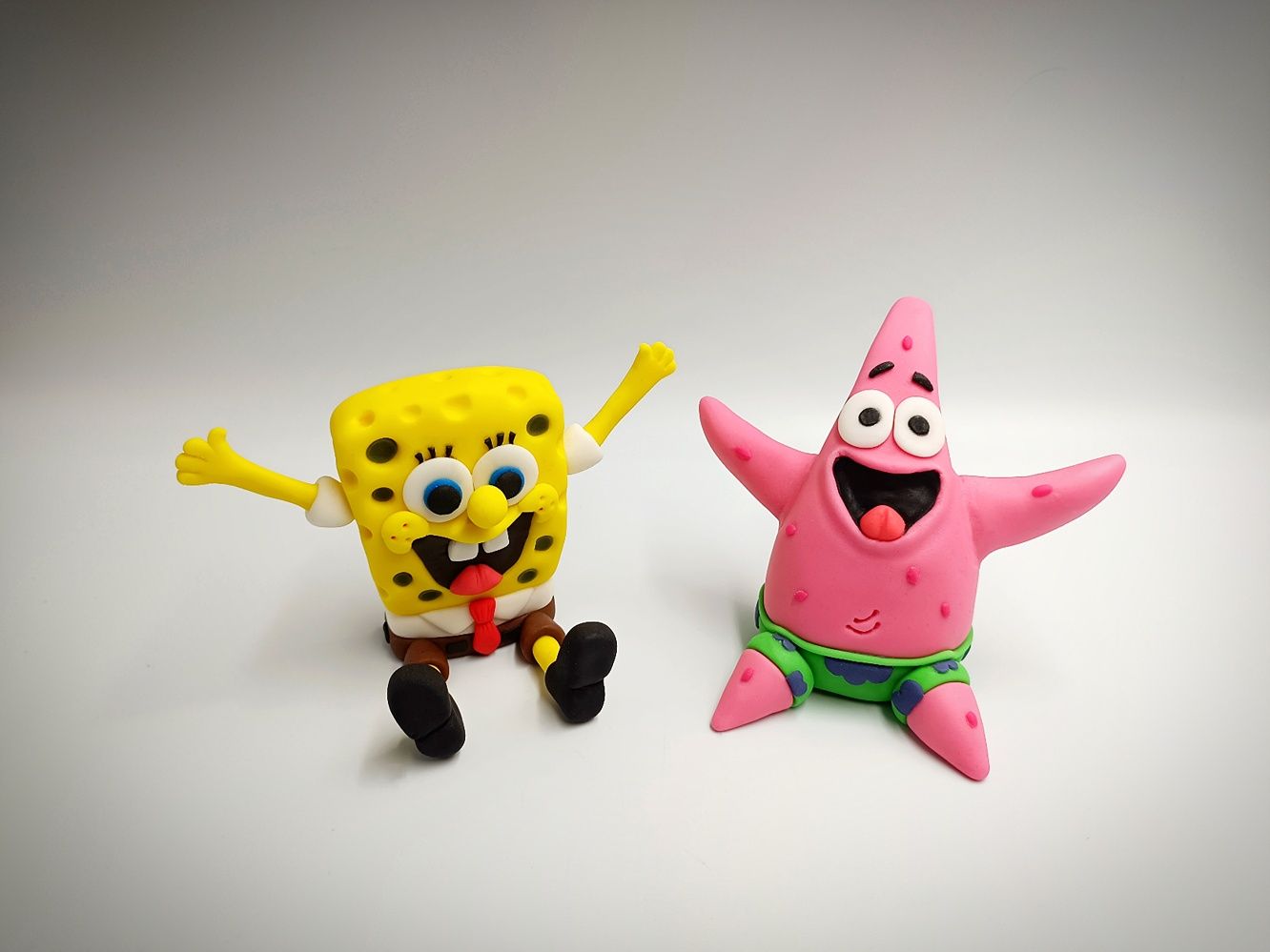 Figurka z masy cukrowej topper na tort SpongeBob Patryk Rozgwiazda
